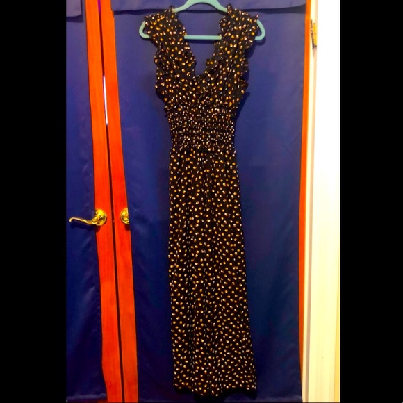 Max Studio wide leg romper with stretchy cinched waist - Picture 2 of 6